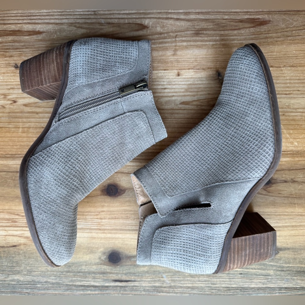 Lucky Brand Suede Bootie Size 8